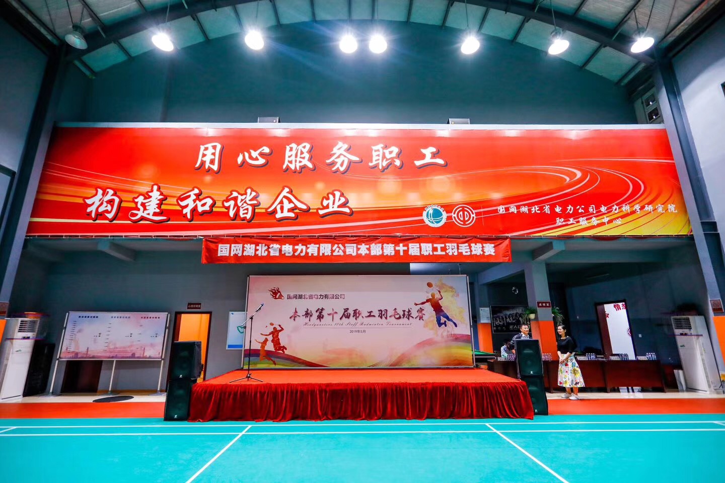 桁架舞臺(tái)搭建工廠(chǎng)，藝術(shù)與技術(shù)的交匯點(diǎn)